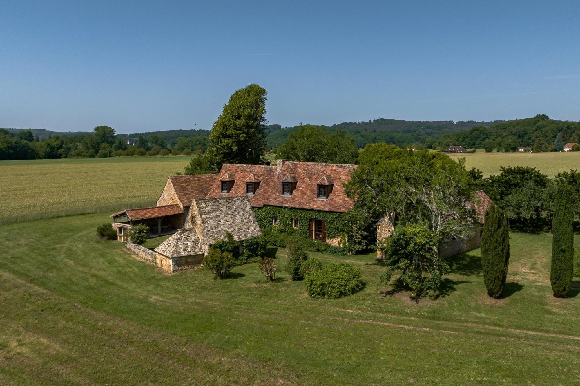 Villa La Vidalie à Thonac Extérieur photo